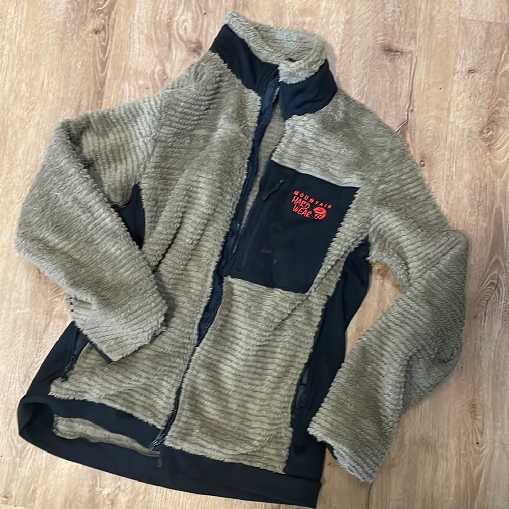 Mountain Hardware soft mens fleece